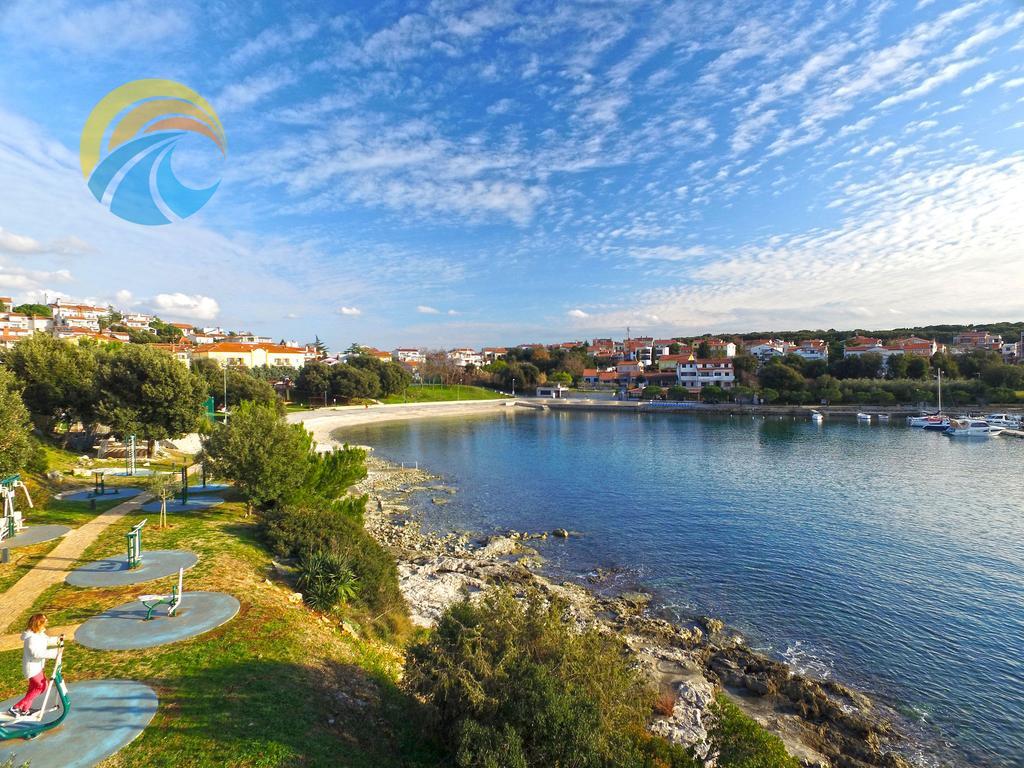 Apartment By The Sea 750